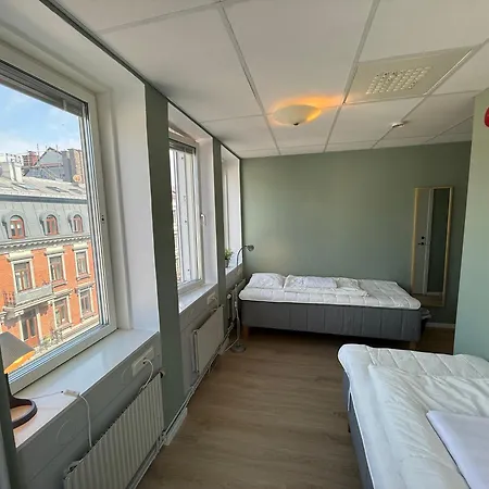 Avenyn Hostel, Former Le Mat-2